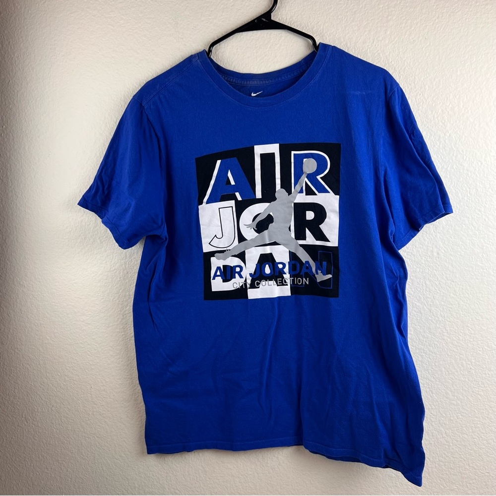 Nike Air Jordan Blue Graphic Tee Size Large